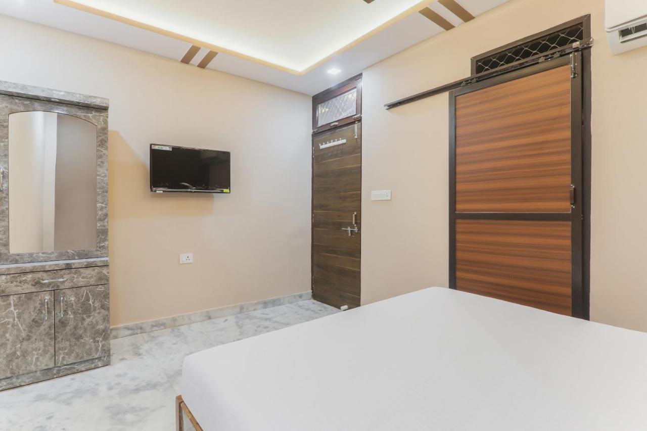 Oyo Tripureswari Guest House Puri Kültér fotó